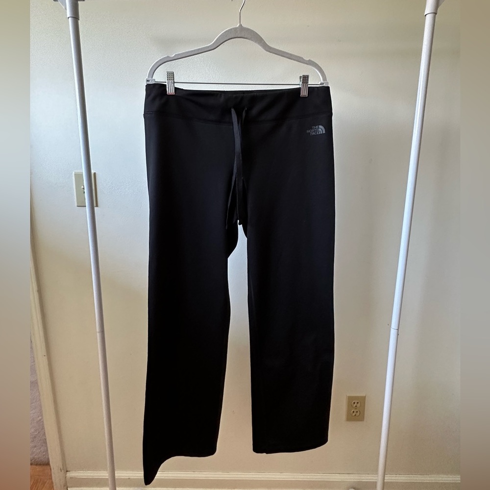 The North Face Women’s Sweatpants Black Sz L
